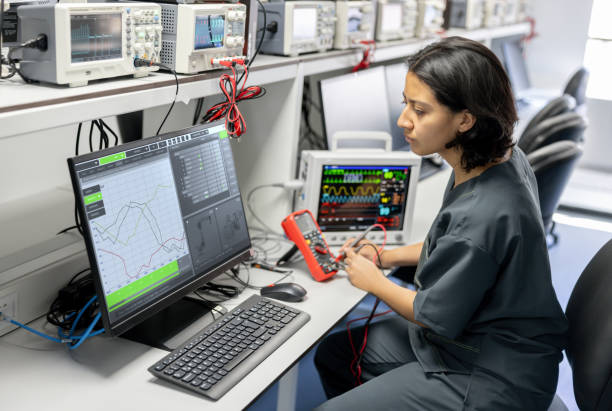 Best Local Electrician Companies  in Niantic, CT